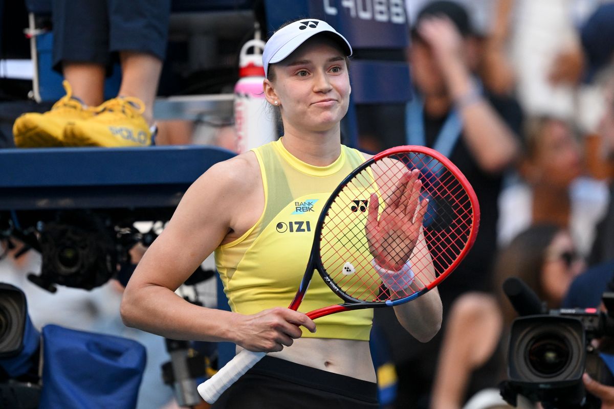 Rybakina Dominates Osaka to Reach First US Open Quarterfinal, Nears World No. 1 Spot