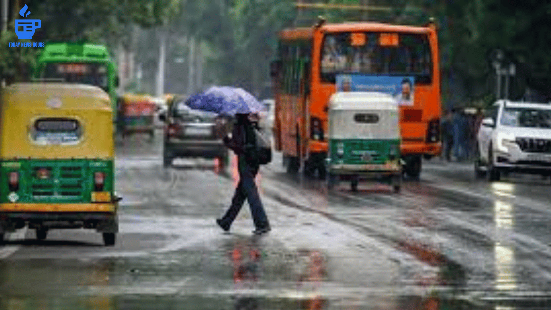 Heavy Showers Cool Delhi as IMD Issues Yellow Alert; Rain Likely in Several Northern States