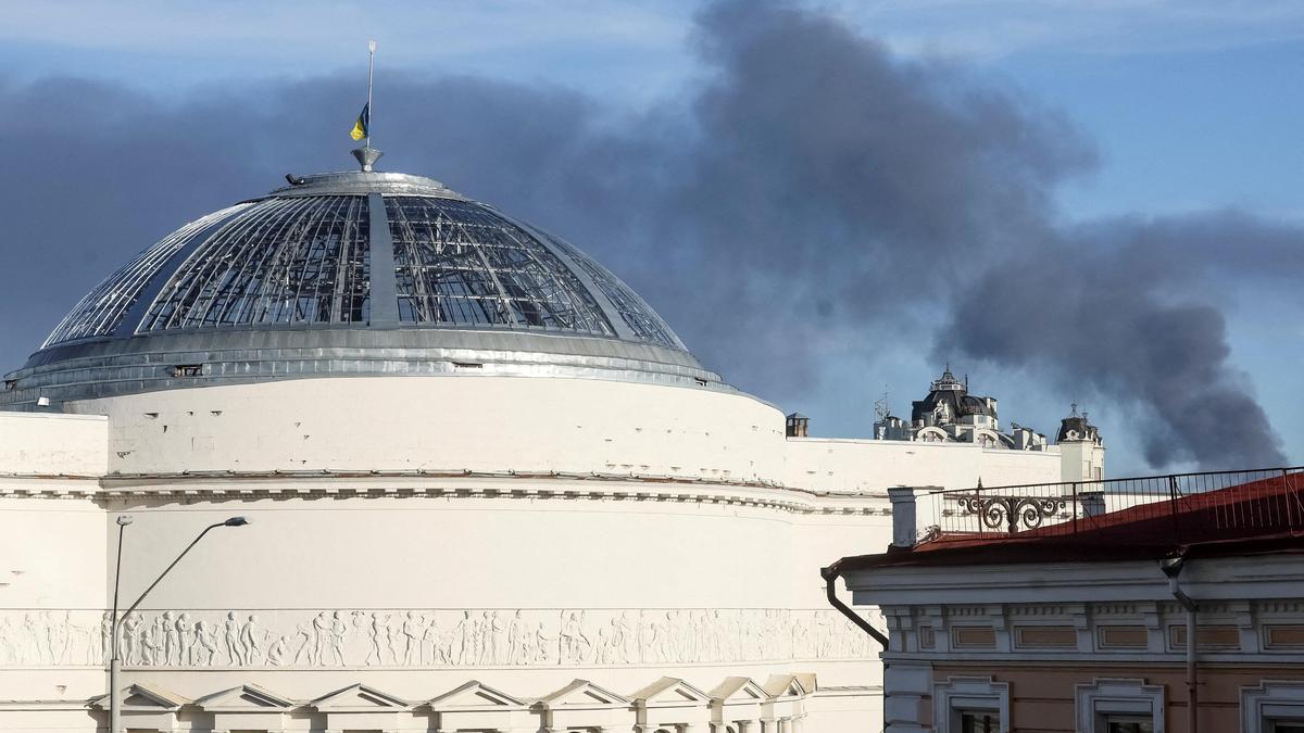 Deadly Russian Drone Strike Hits Ukraine-Moldova Border Crossing; Kyiv Also Targeted