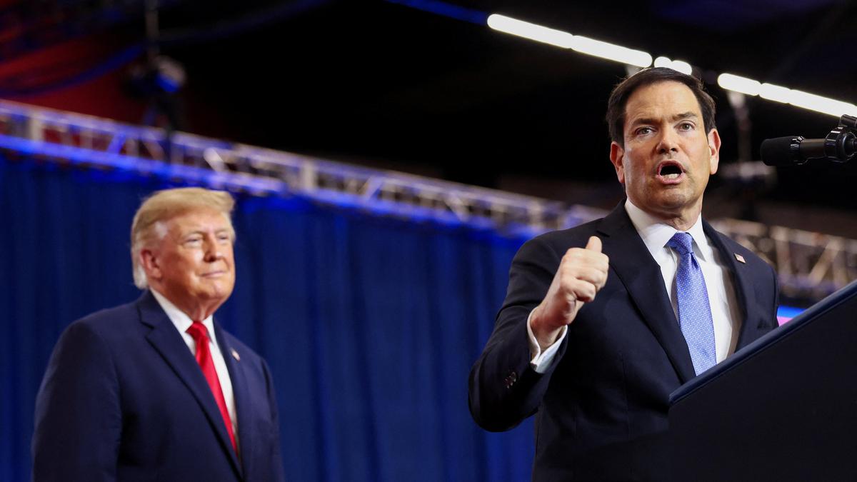 Rubio Joins Trump on Midterm Campaign Trail to Showcase Venezuelan Oil