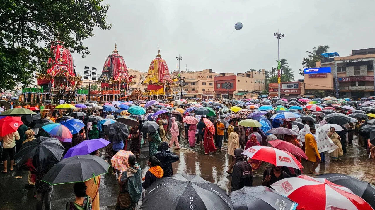 IMD Predicts Very Heavy Rainfall in Odisha, Widespread Showers Across Multiple States