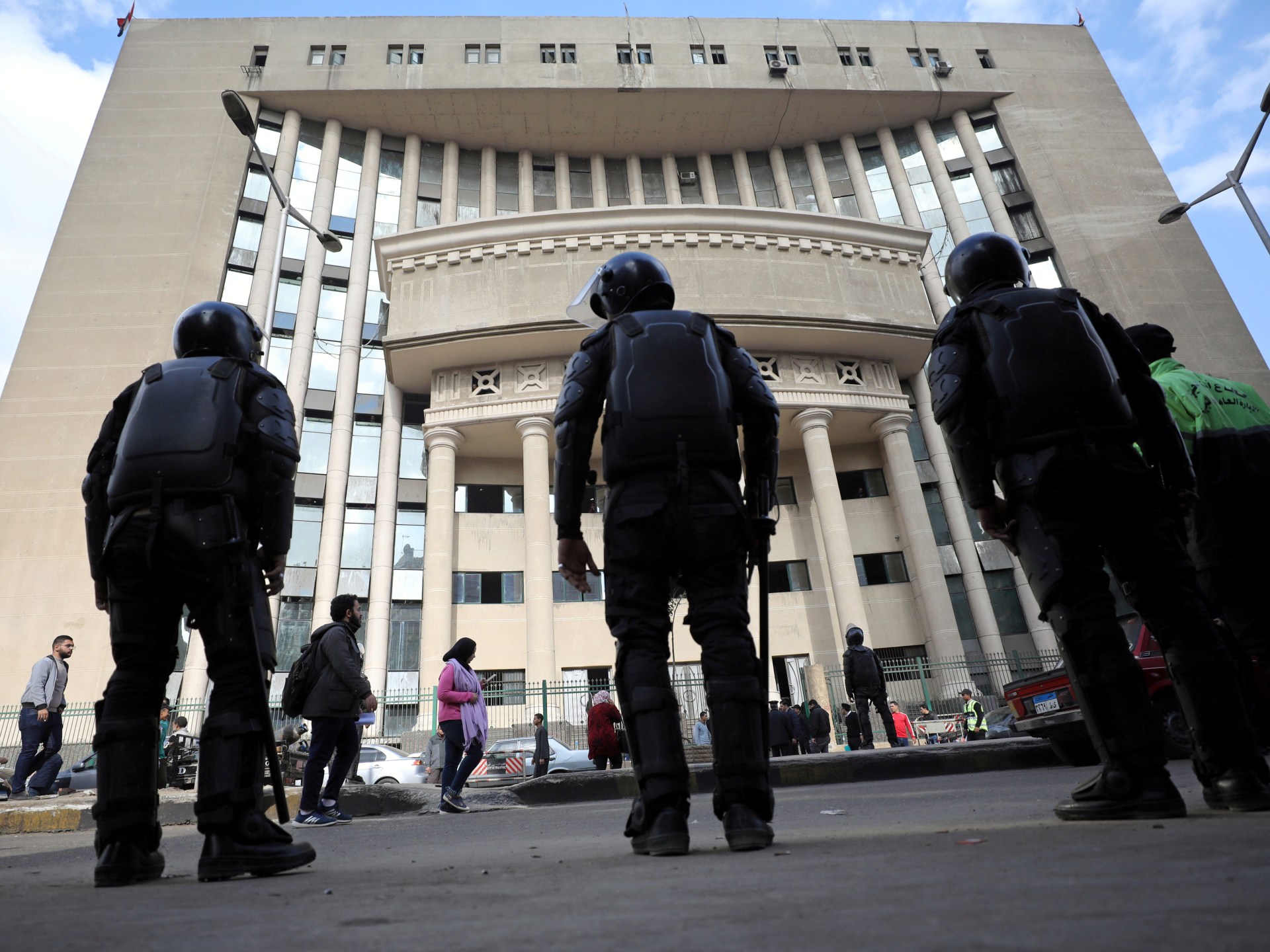 Egyptian Journalists Syndicate Stands Firm Amid Detention of Six Matsadaash Reporters