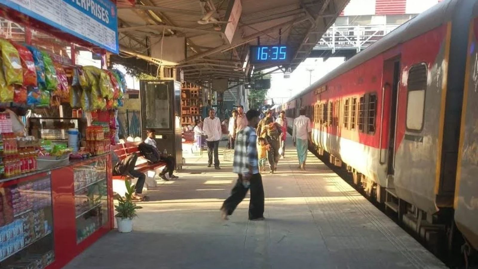 Indian Railways to Close Reservation Counters in Delhi-NCR on Diwali Sunday