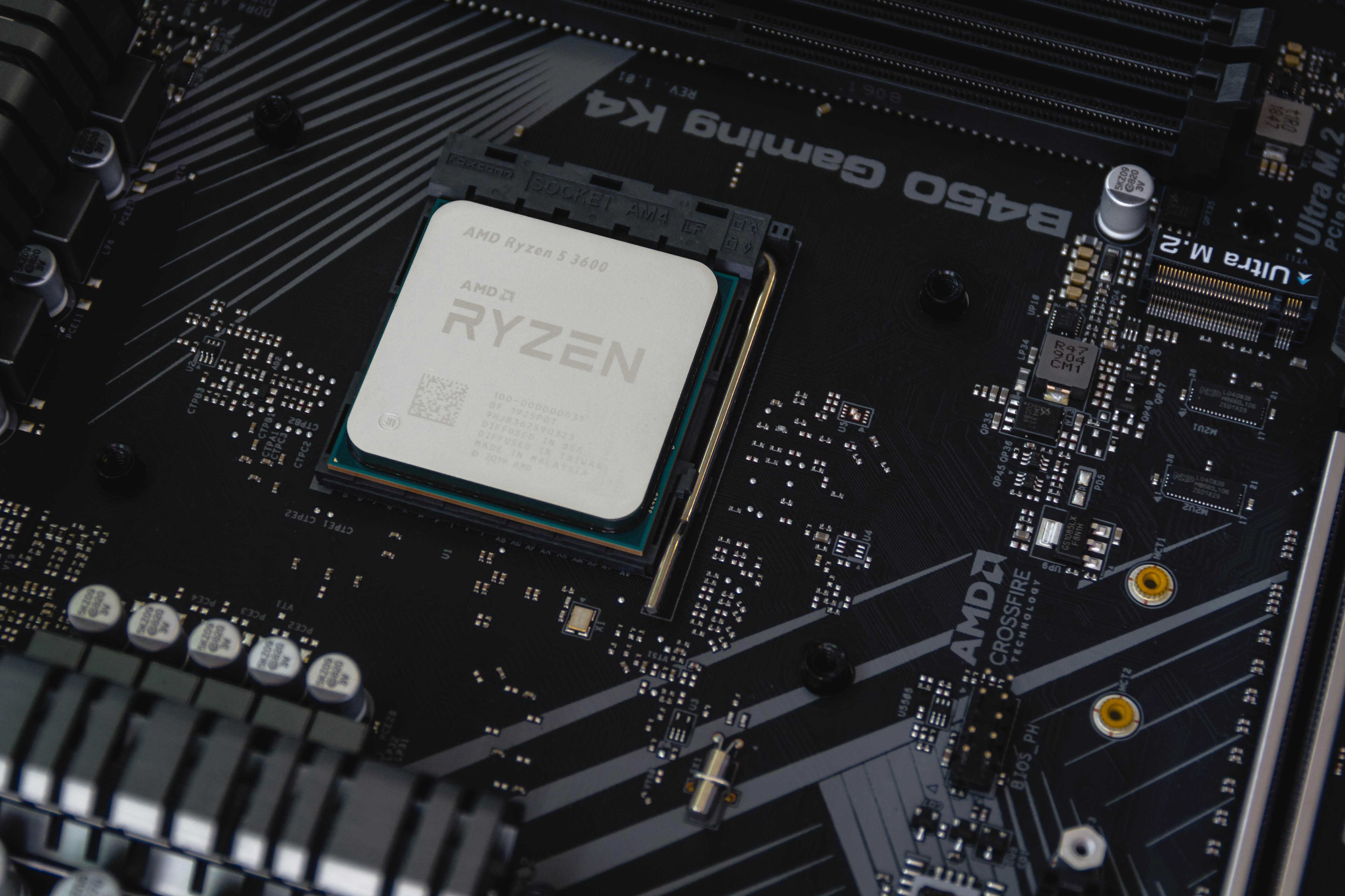 AMD and Intel Rally Sharply as Investors Broaden AI Investment Bets Beyond Nvidia