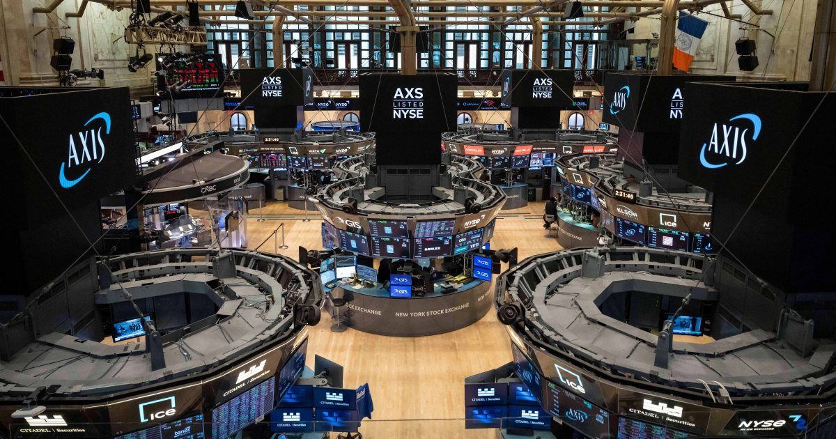 Tech‑Led Gains Push Global Markets Higher as AI Bets Remain Strong