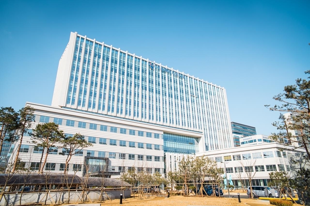 Seoul Court Fines Mother for Forging Inheritance Document to Favor Elder Daughter