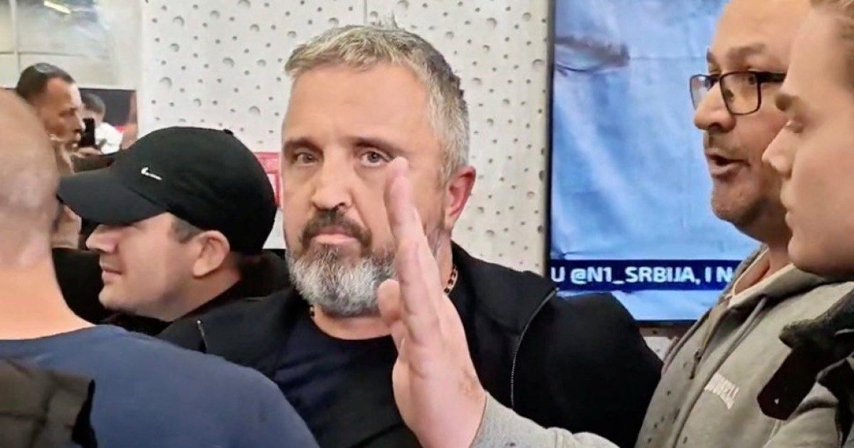 Protesters Overwhelm Pro‑Vucic TV Station Amid Post‑Election Celebrations