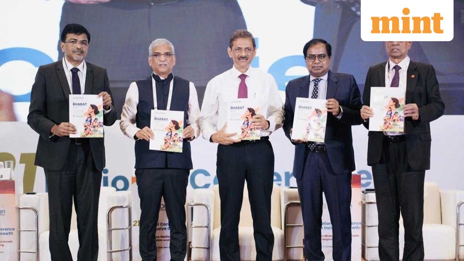 Microfinance Loan Book Shrinks 11% as Recovery Signs Appear, Yet Legacy Defaults Rise
