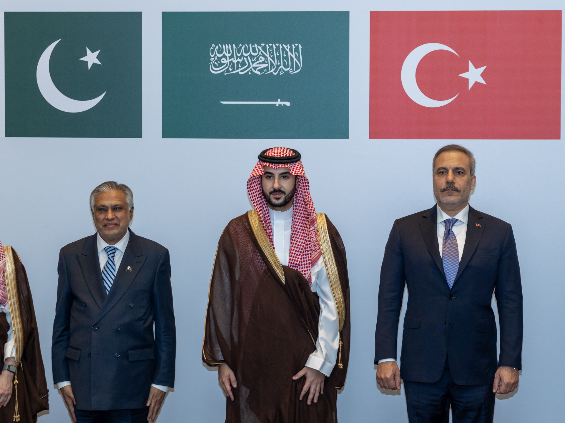 Turkiye and Pakistan Support Troop Deployment to Saudi Arabia Amid US‑Israel‑Iran Conflict