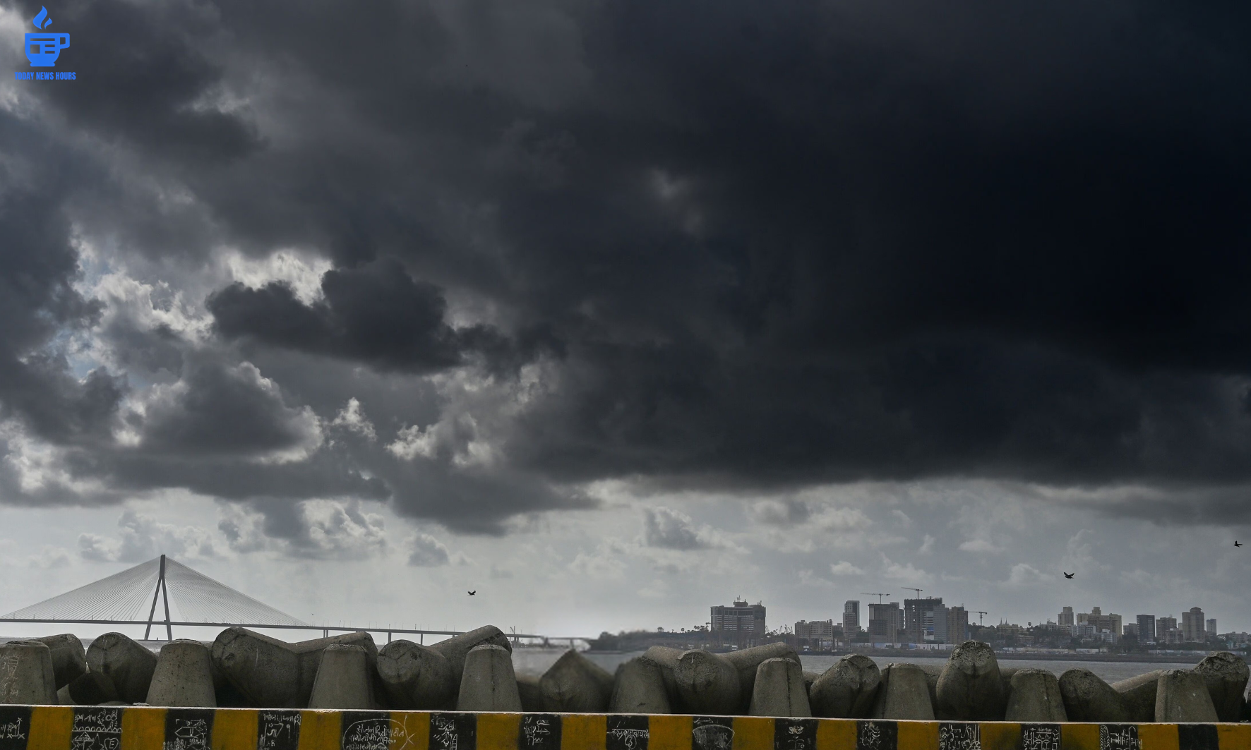 Monsoon Gains Strength as IMD Alerts Several States for Heavy Rain and Thunderstorms
