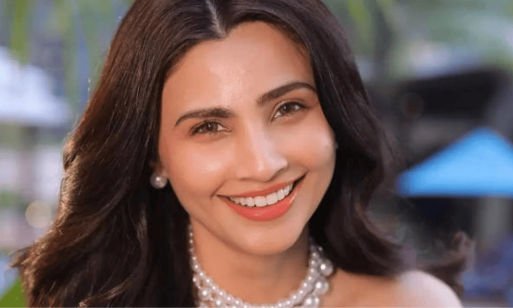 Daisy Shah Praises Palaash Muchhal Amid Reports of Cancelled Wedding