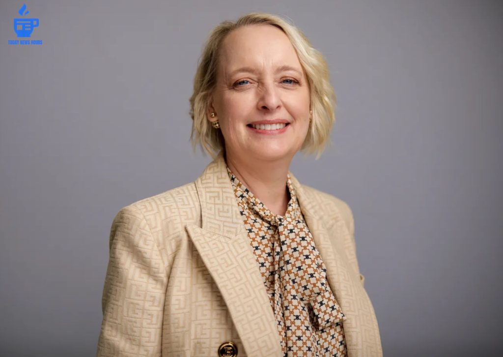 After Julie Sweet Exit Warning Accenture HR Urges Senior Employees To Step Into Leadership Roles
